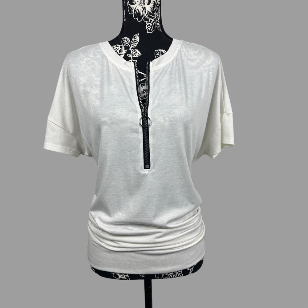 Women’s Zipper Front Scoop Neck Tee